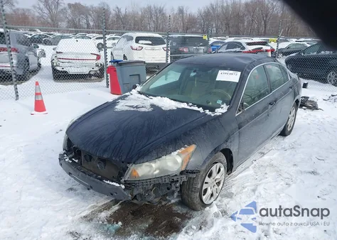 2010 Honda Accord 2.4 Lx-P из США, поврежденный, VIN 1HGCP2F4XAA041568